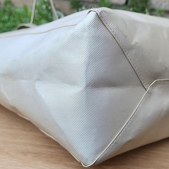 Michael Kors Champagne Metalic Gold Shopping Tote - Picture 7 of 13